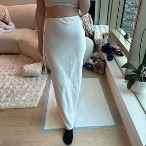 White satin skirt for summer NWT